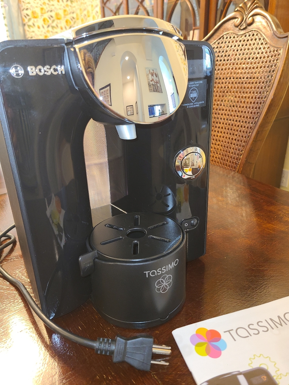Bosch Tassimo T55 COFFEE POD SINGLE BREW, like NEW